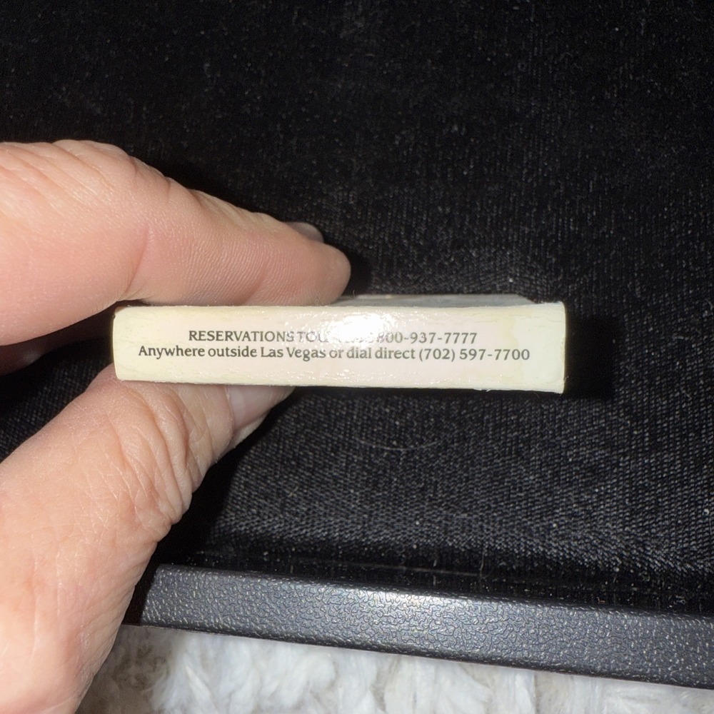 Vintage Excalibur Hotel Casino Las Vegas Matchbook Matches Advertising 5048 - Picture 6 of 6